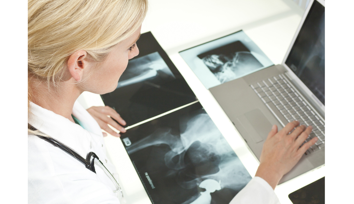 What are the symptoms of colon cancer. What is the survival rate for colorectal cancer?