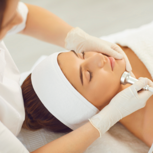 six facials with Signature Micro Oxygen, including cleansing, vitamin C serum and moisturiser