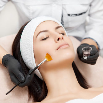 Glycolic Peel 20% â three session