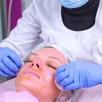 Glycolic Peel 20% â one session